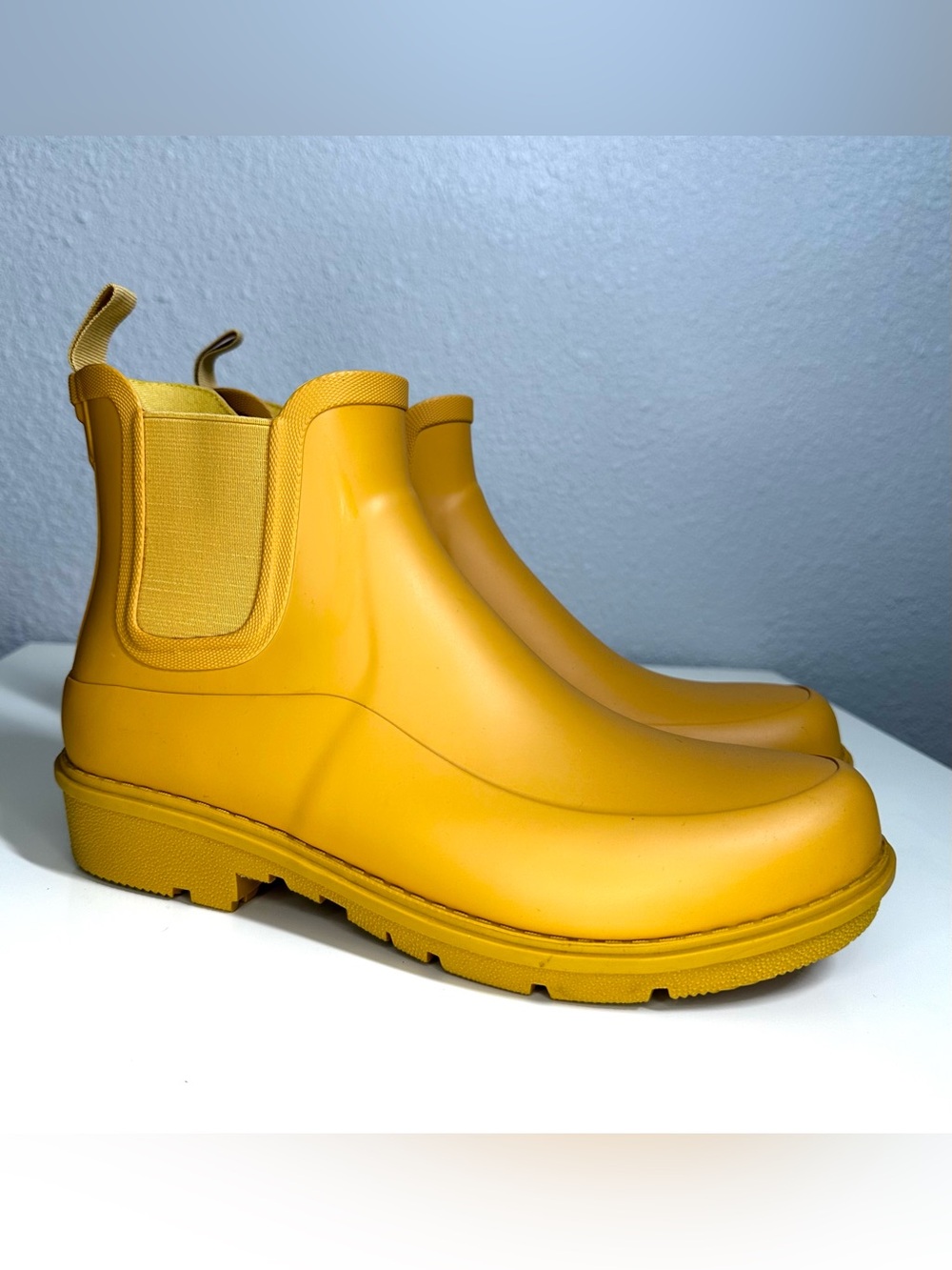 FitFlop Wonderwelly Chelsea Rain Boots Sunflower Women’s Size 9